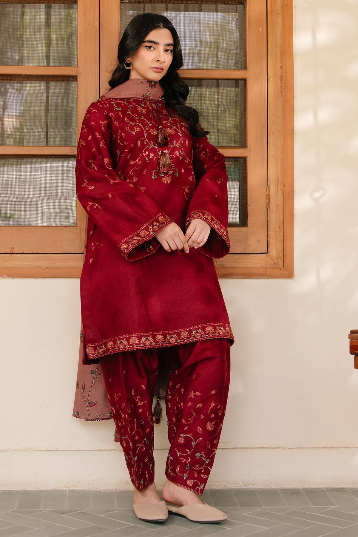 EMBROIDERED JACQUARD KHADDAR RTW - 1169