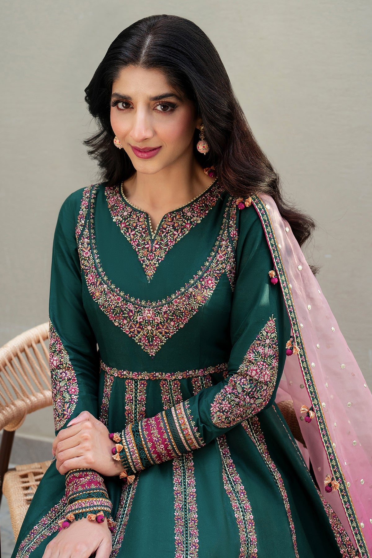 Embroidered Luxury Lawn SL25-D1