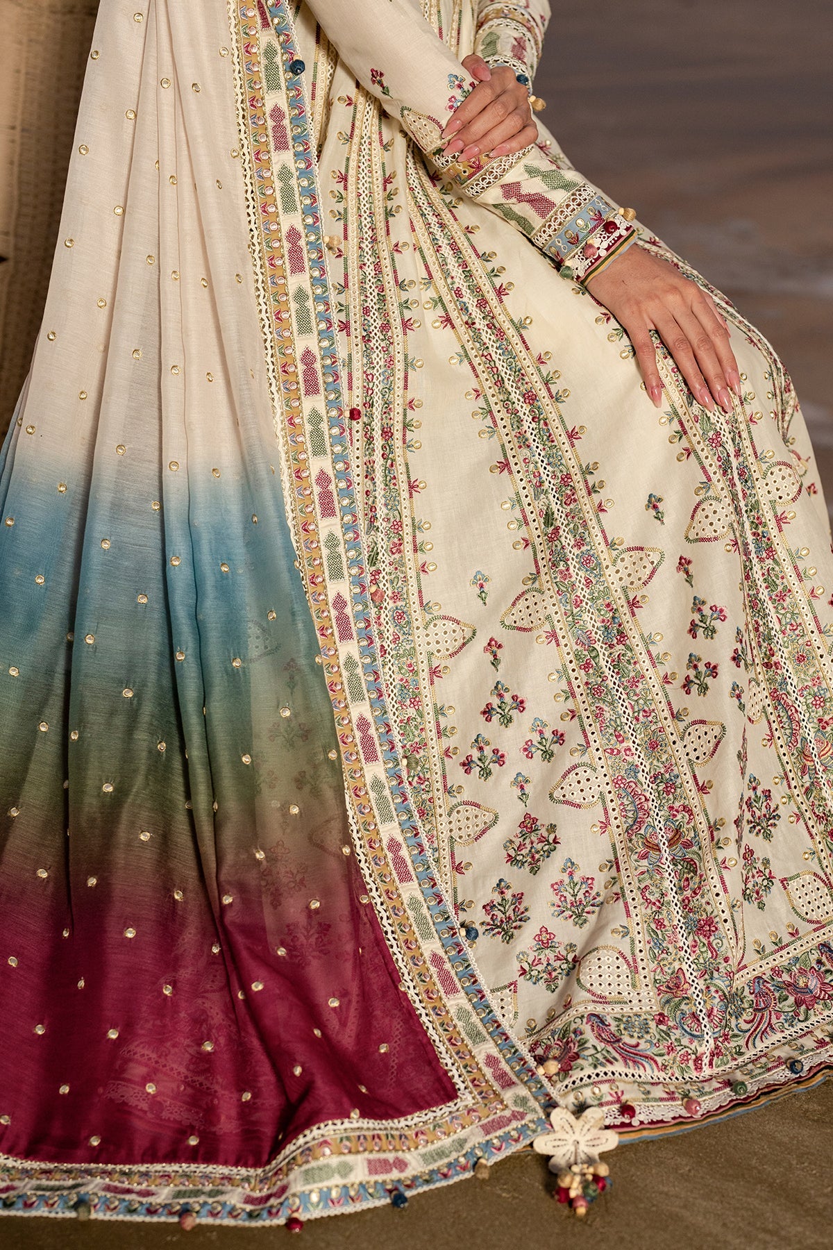 Embroidered Luxury Lawn SL25-D9