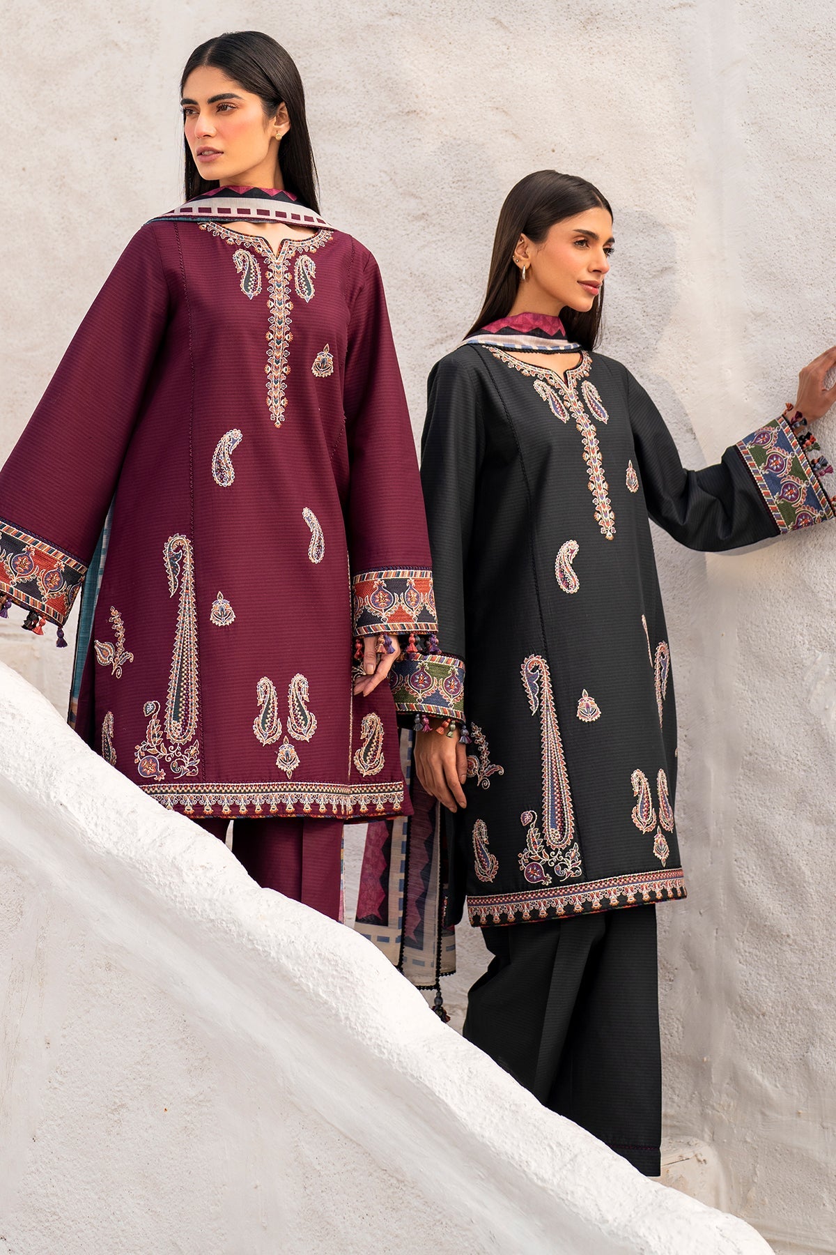 EMBROIDERED DOBBY LAWN USE-9127