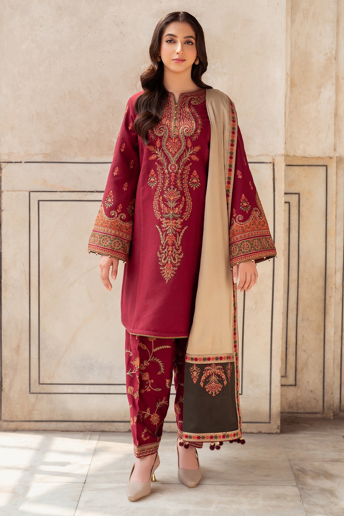 EMBROIDERED SLUB KHADDAR DW'24 D3