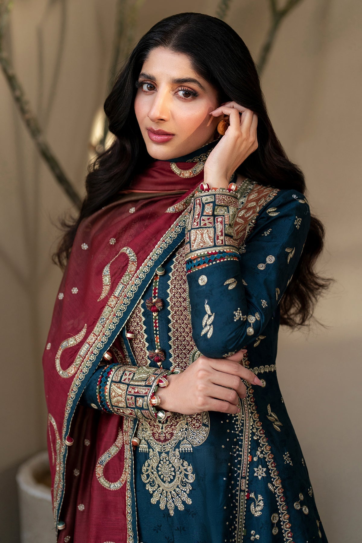 Embroidered Luxury Lawn SL25-D3