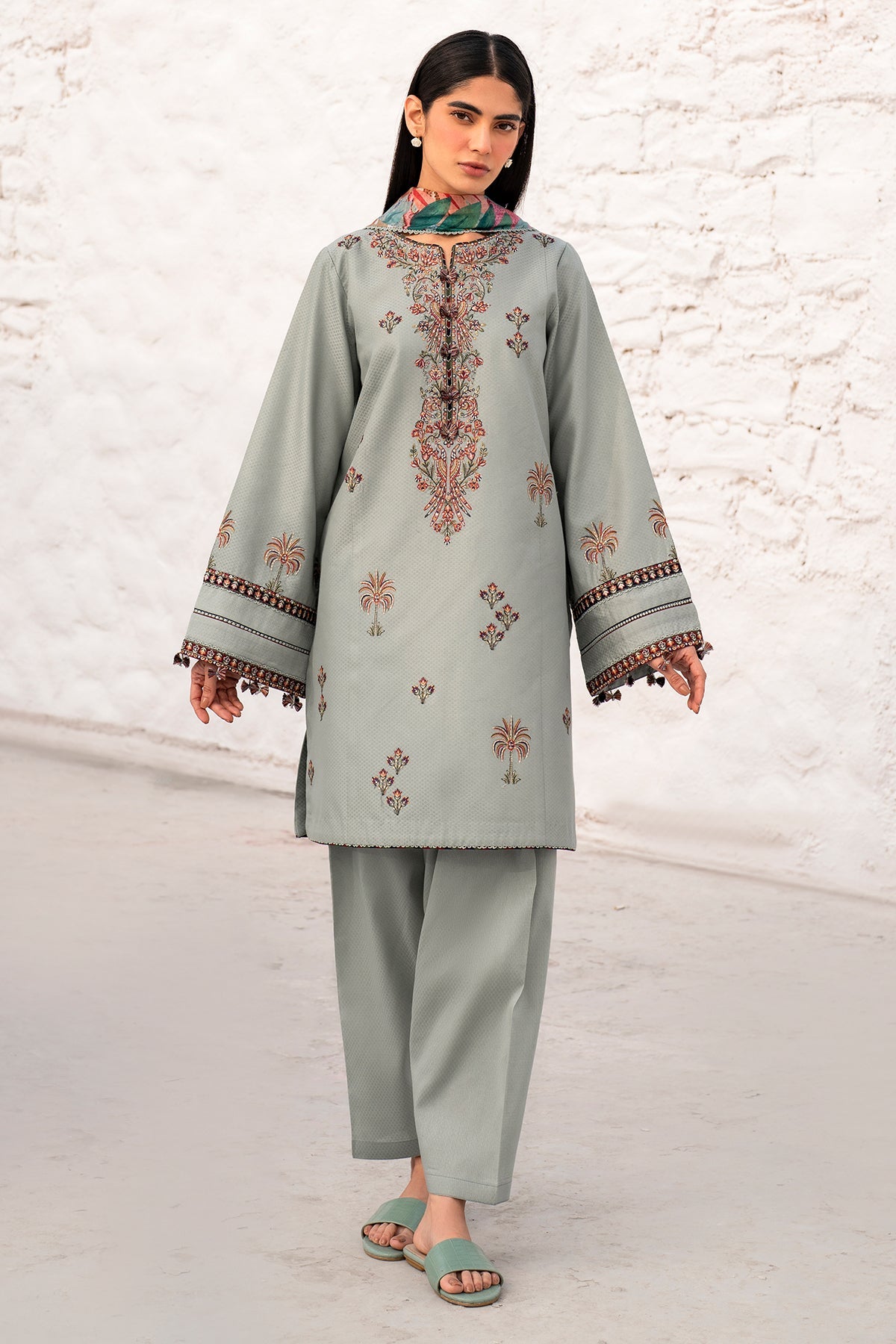 EMBROIDERED DOBBY LAWN USE-9115