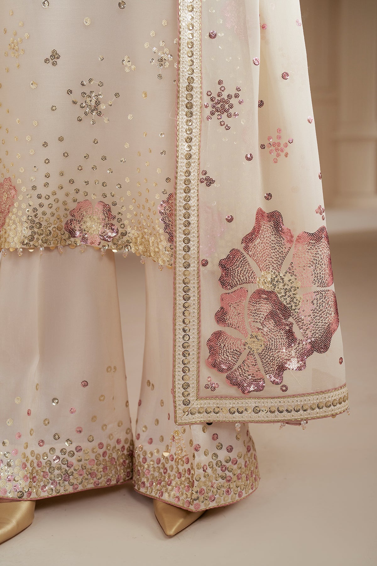 EMBROIDERED CHIFFON UC-3069