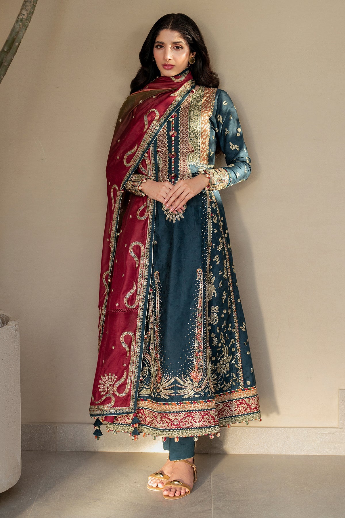 Embroidered Luxury Lawn SL25-D3