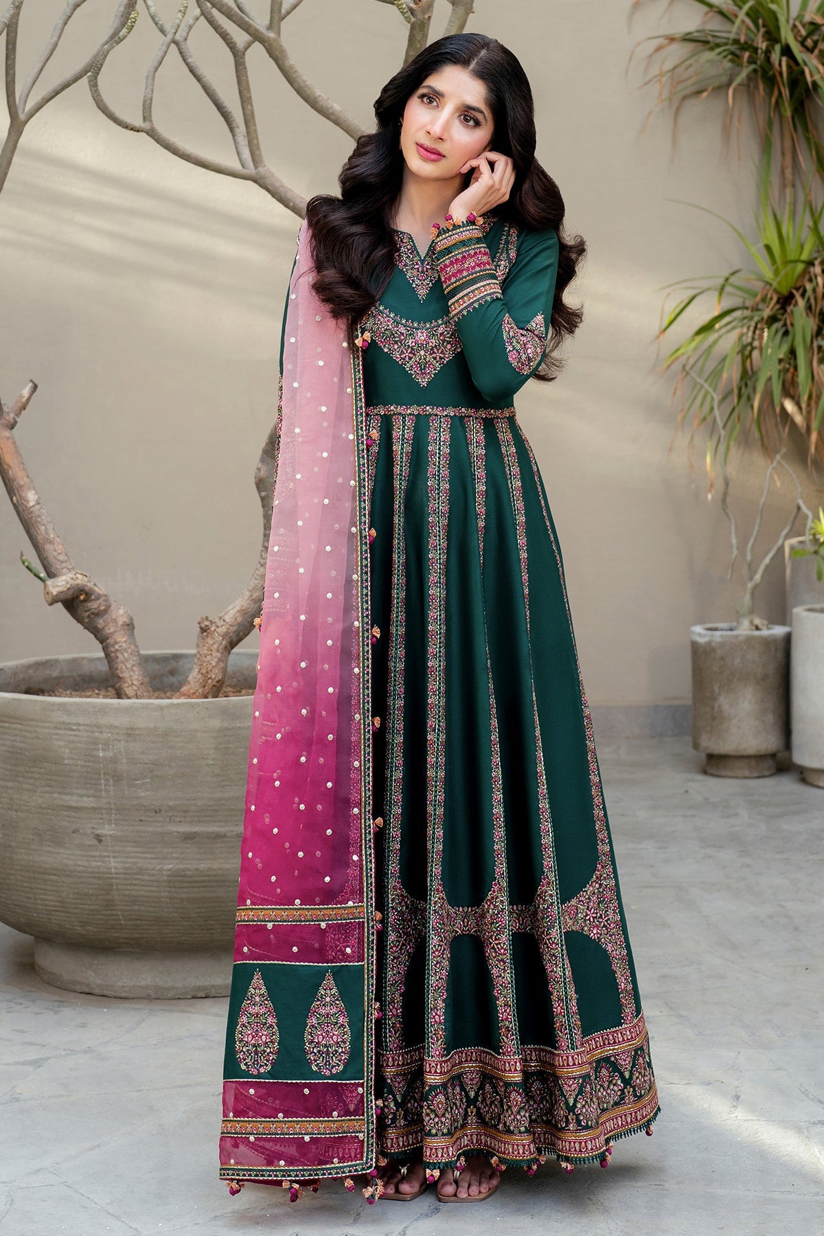 Embroidered Luxury Lawn SL25-D1