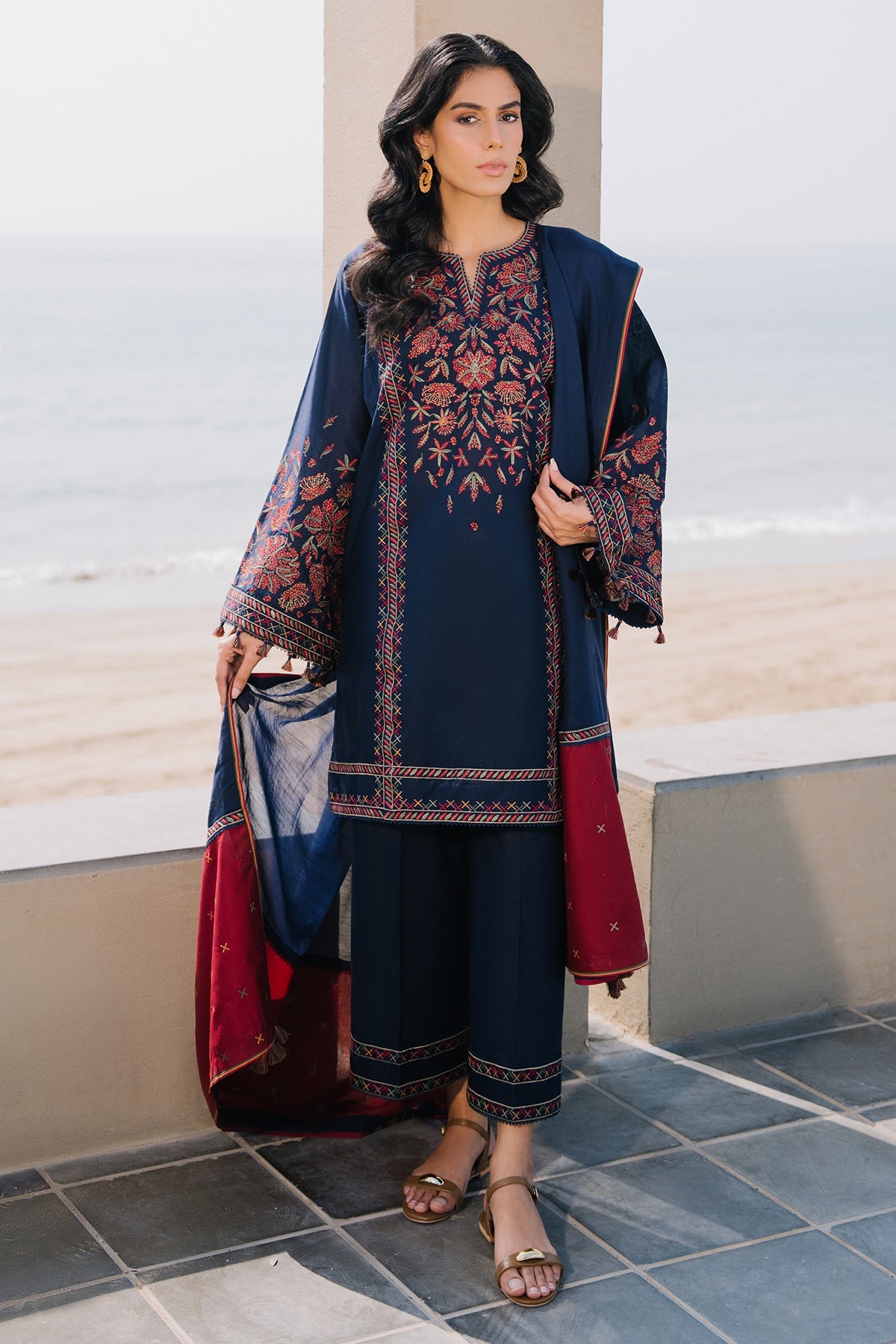 EMBROIDERED LAWN USE-9148