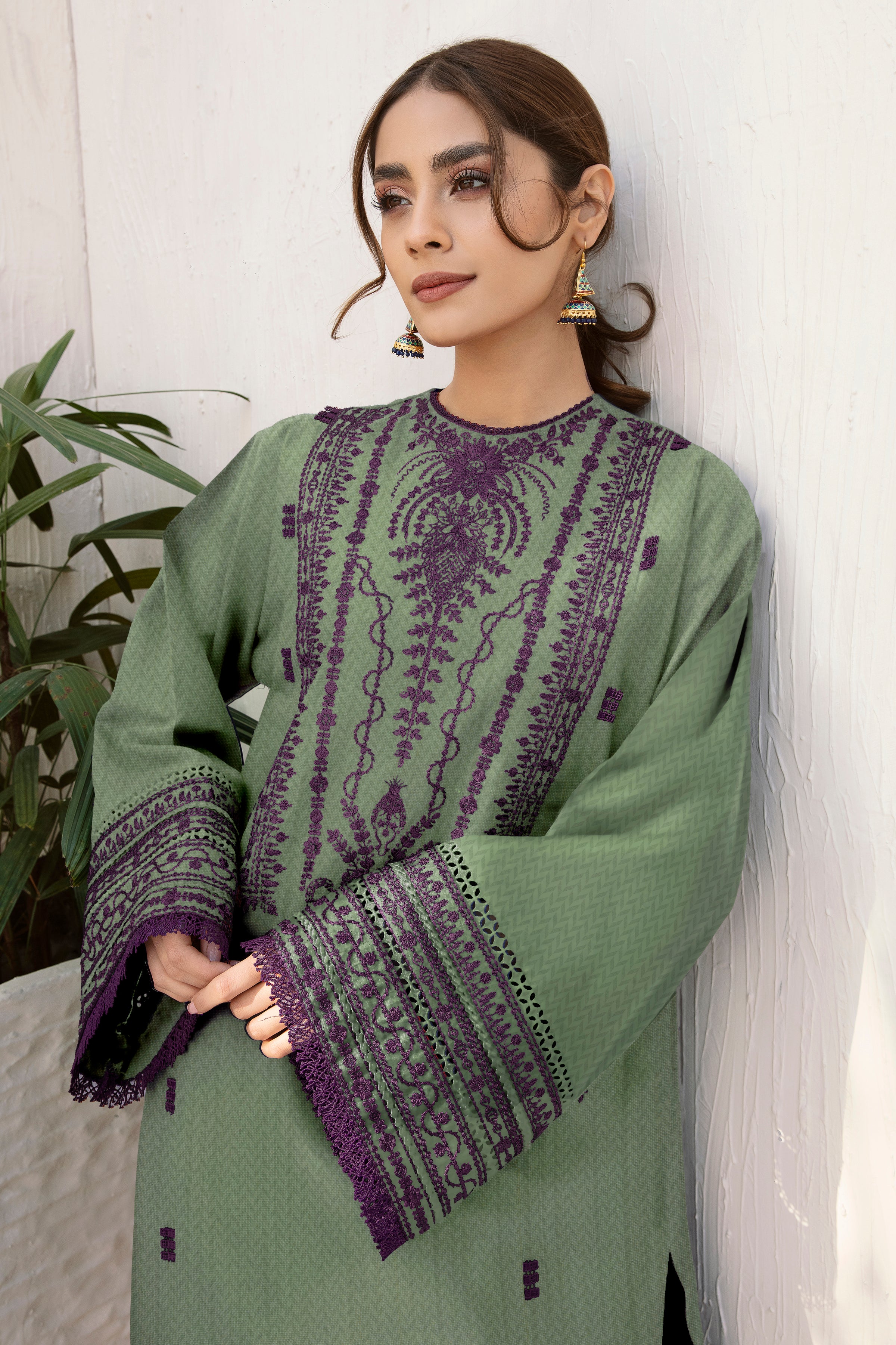 EMBROIDERED KHADDAR UW-0076