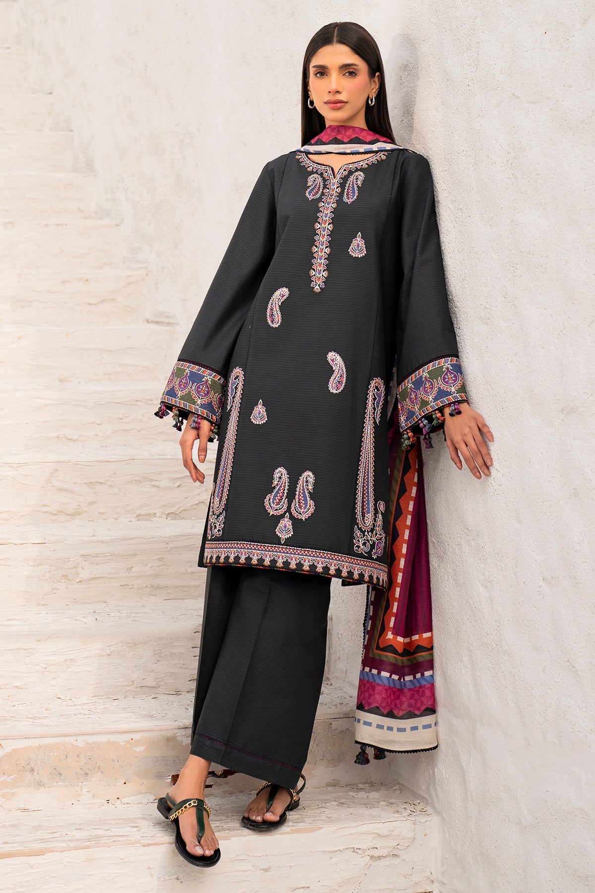 EMBROIDERED DOBBY LAWN USE-9127