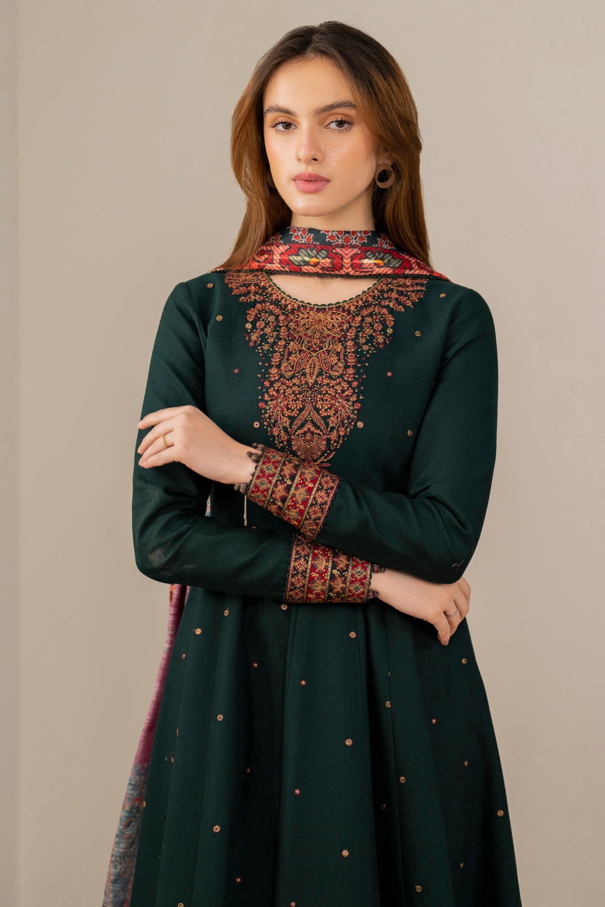 EMBROIDERED LAWN USE-9132