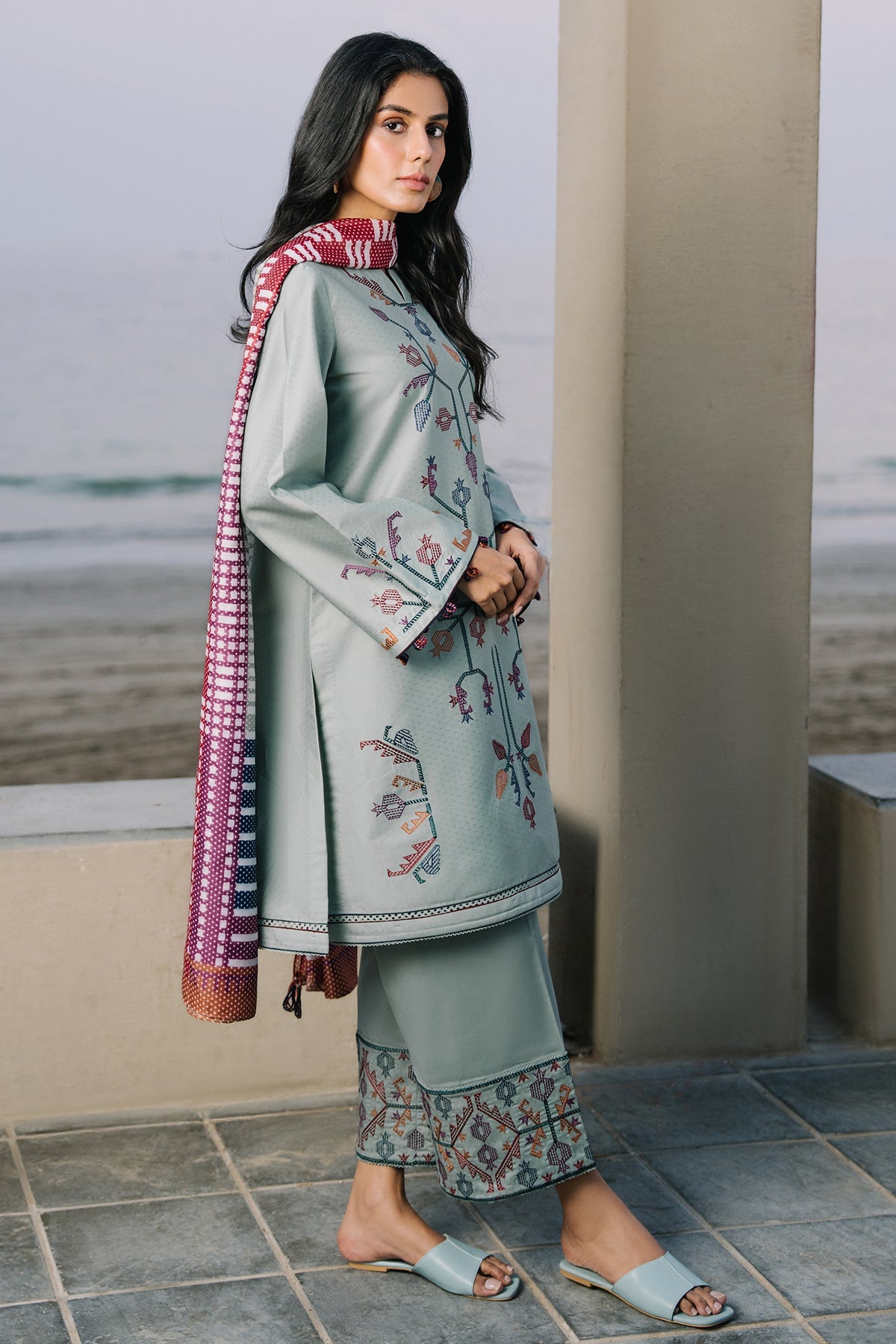 EMBROIDERED DOBBY LAWN USE-9137