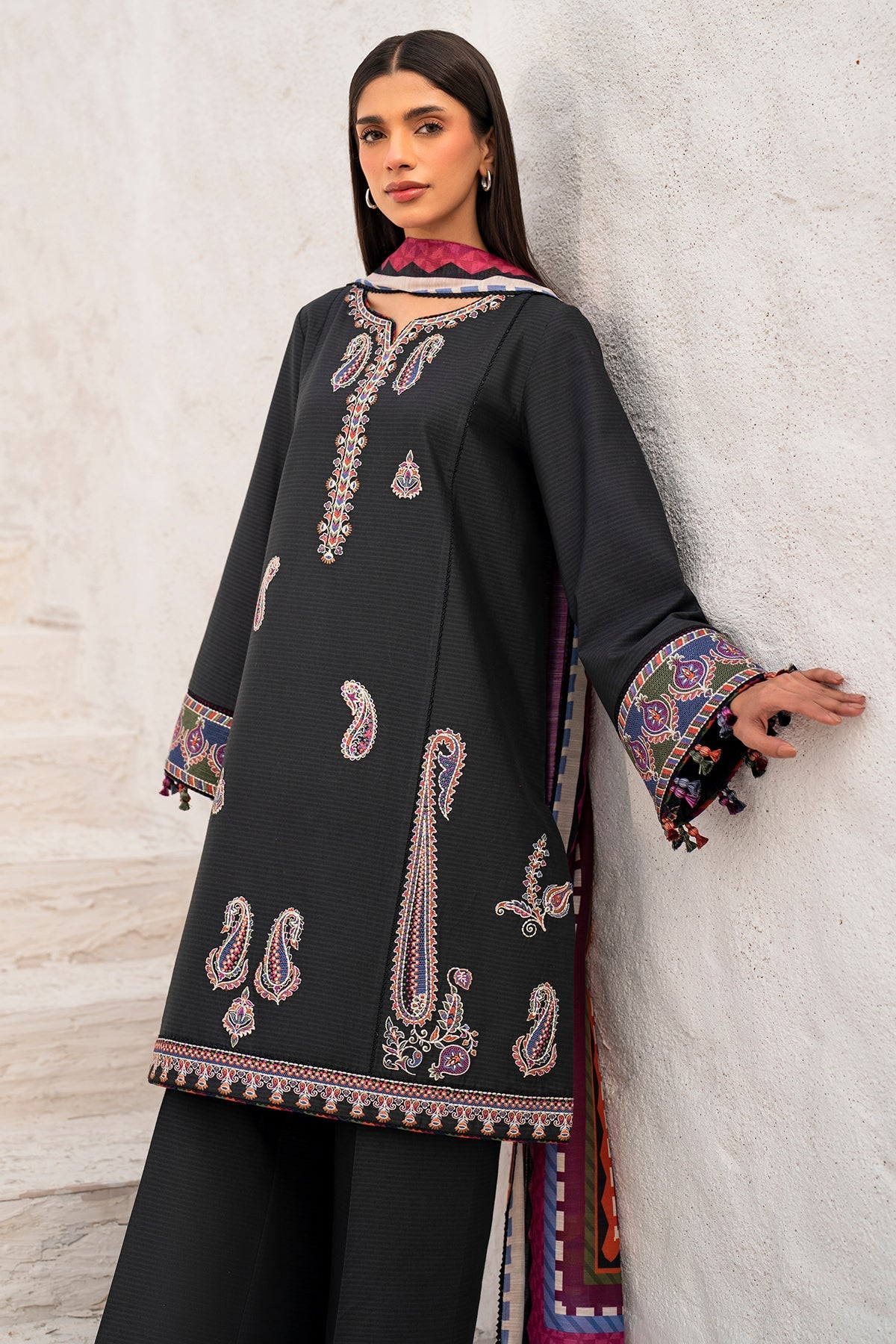 EMBROIDERED DOBBY LAWN USE-9127