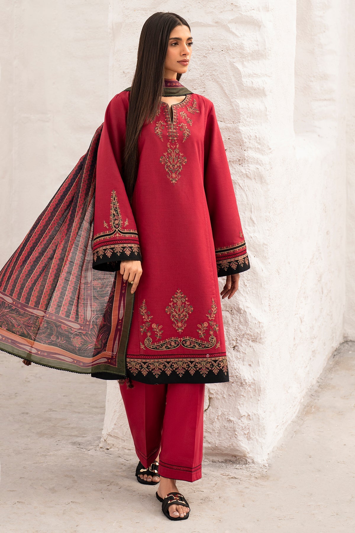 EMBROIDERED JACQUARD LAWN USE-9125