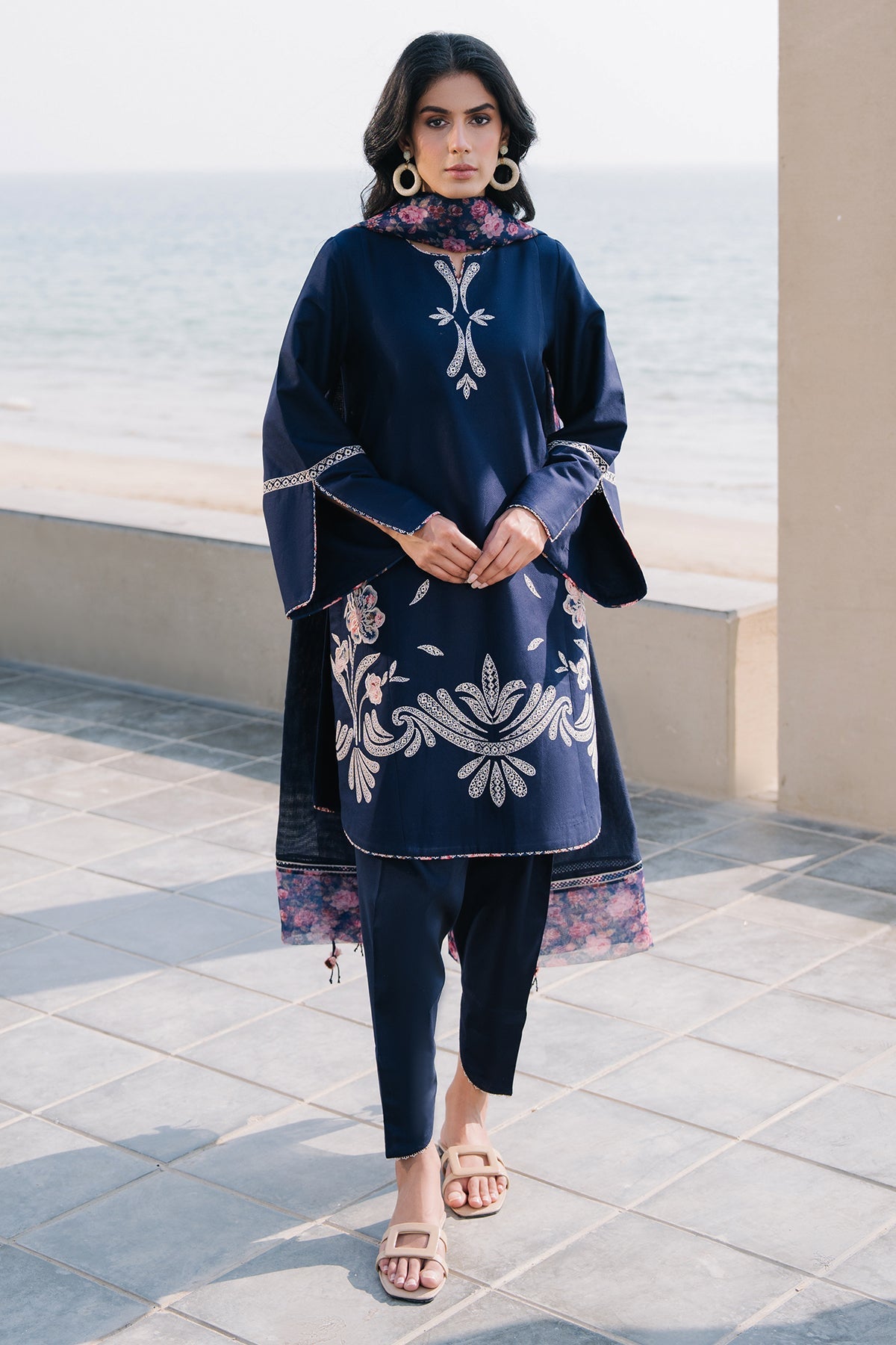 EMBROIDERED DOBBY LAWN USE-9145