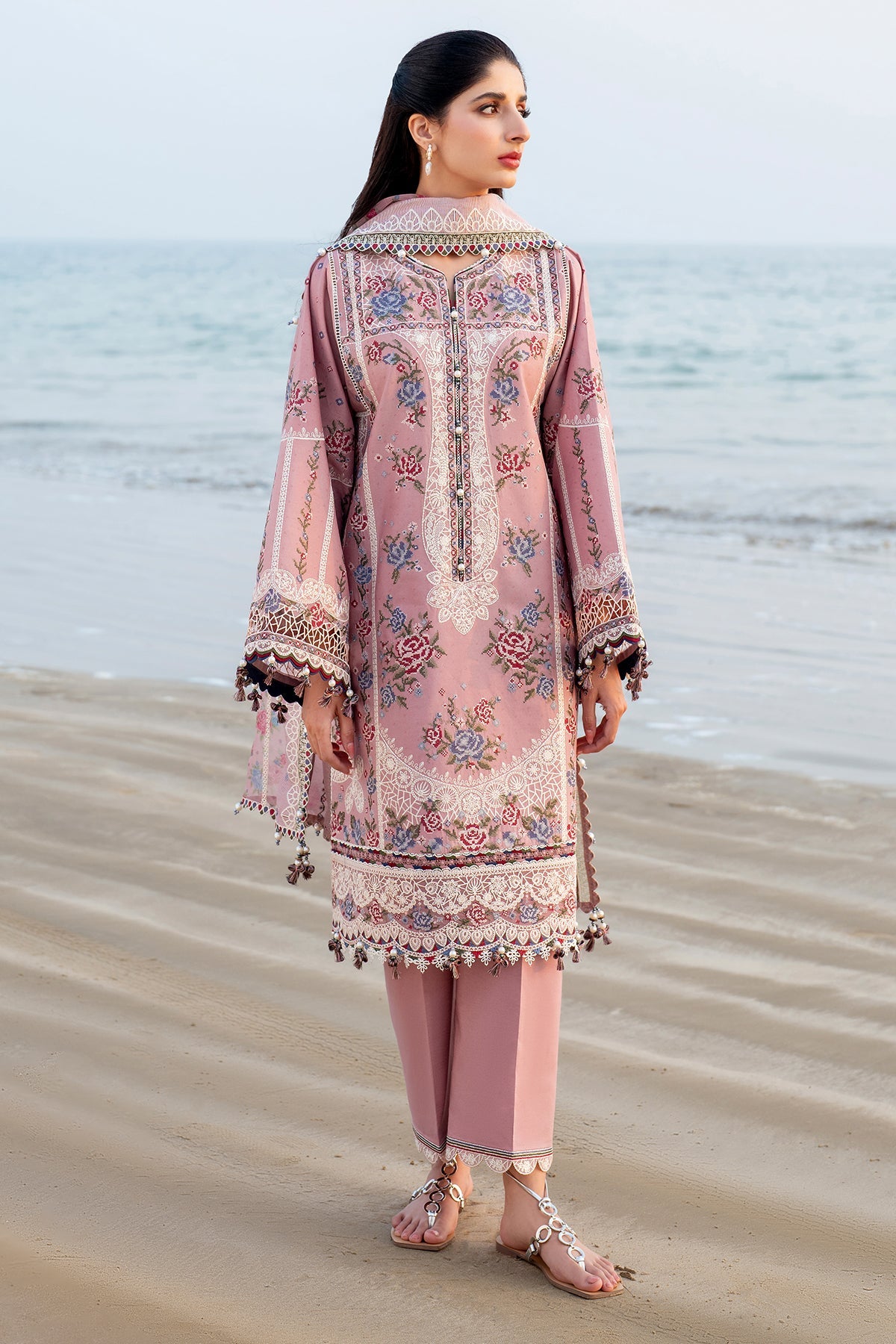 Embroidered Luxury Lawn SL25-D2