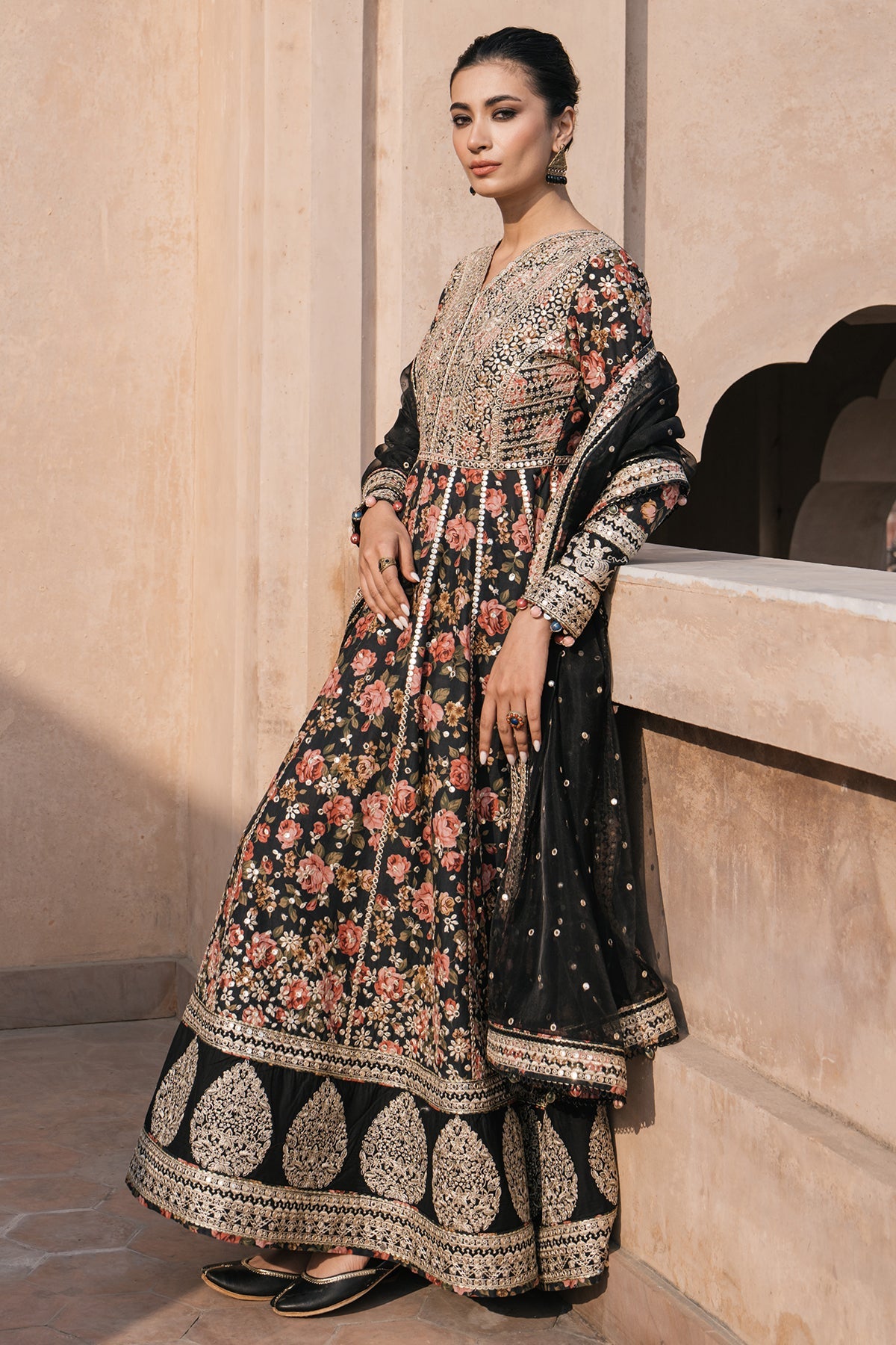 Embroidered Luxury Lawn SL24-D2