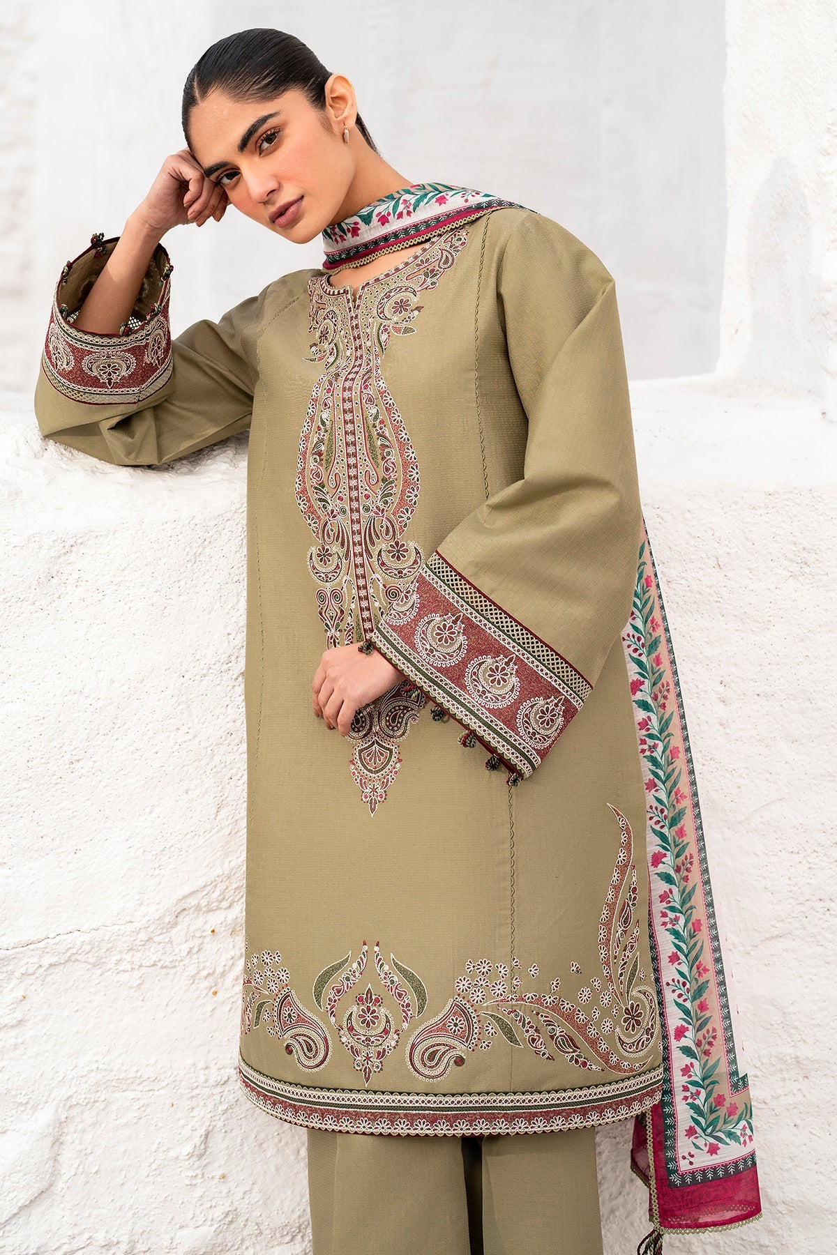 EMBROIDERED DOBBY LAWN USE-9136