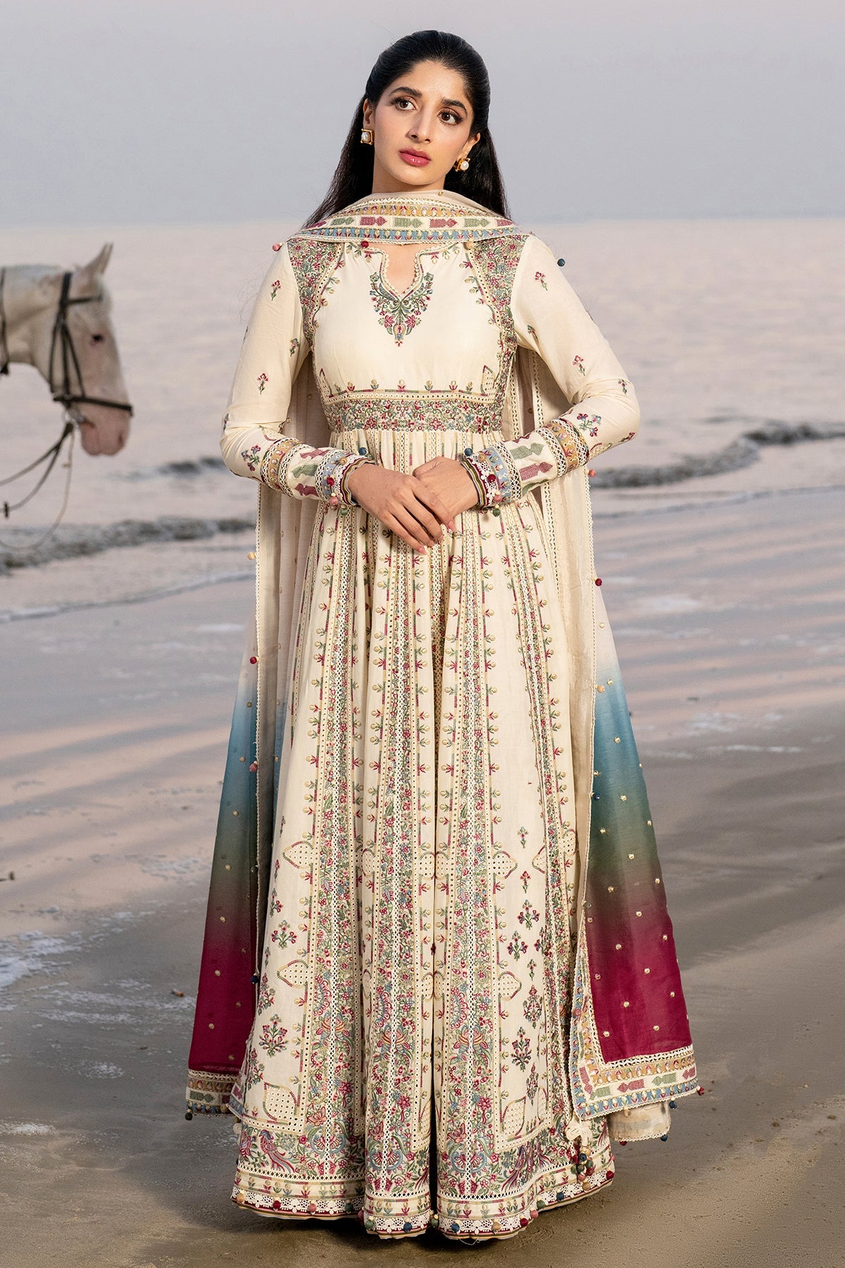 Embroidered Luxury Lawn SL25-D9