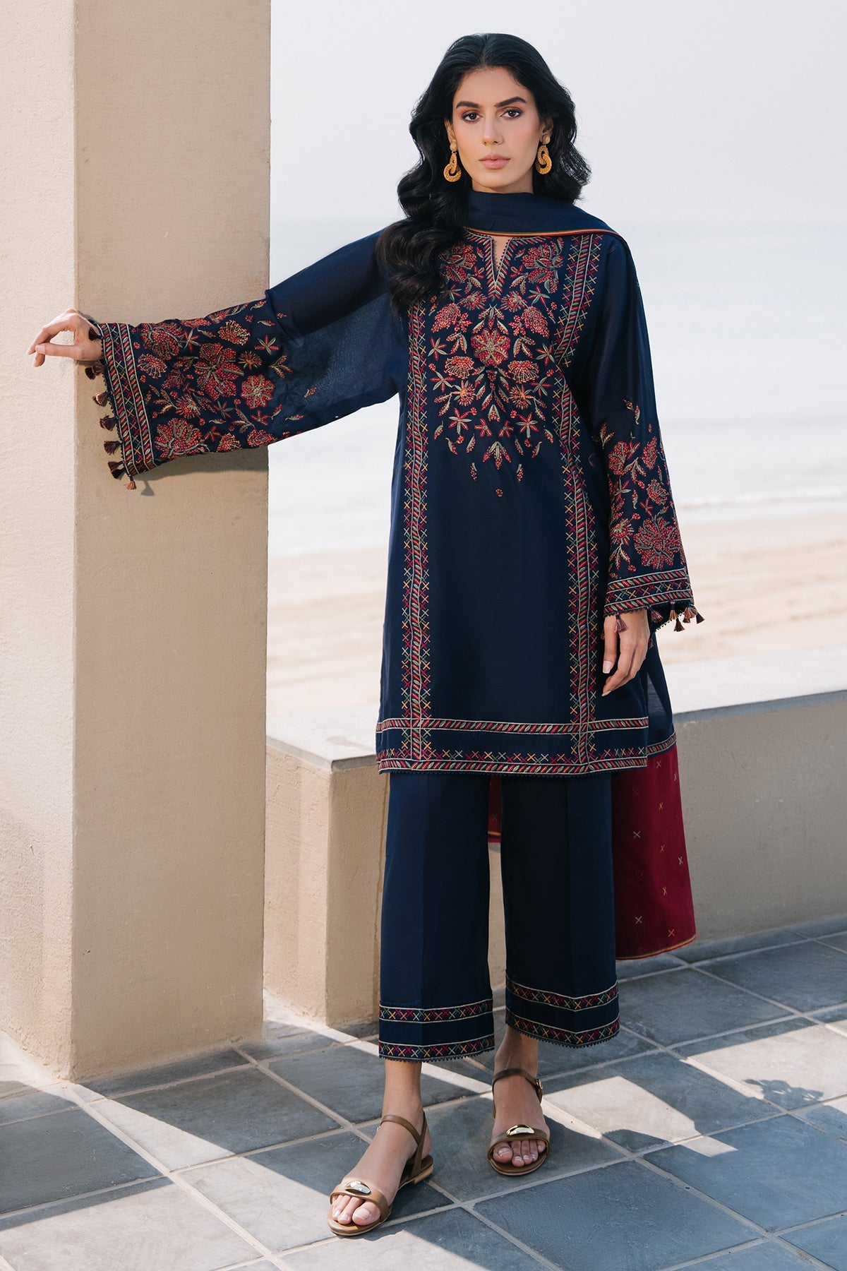 EMBROIDERED LAWN USE-9148