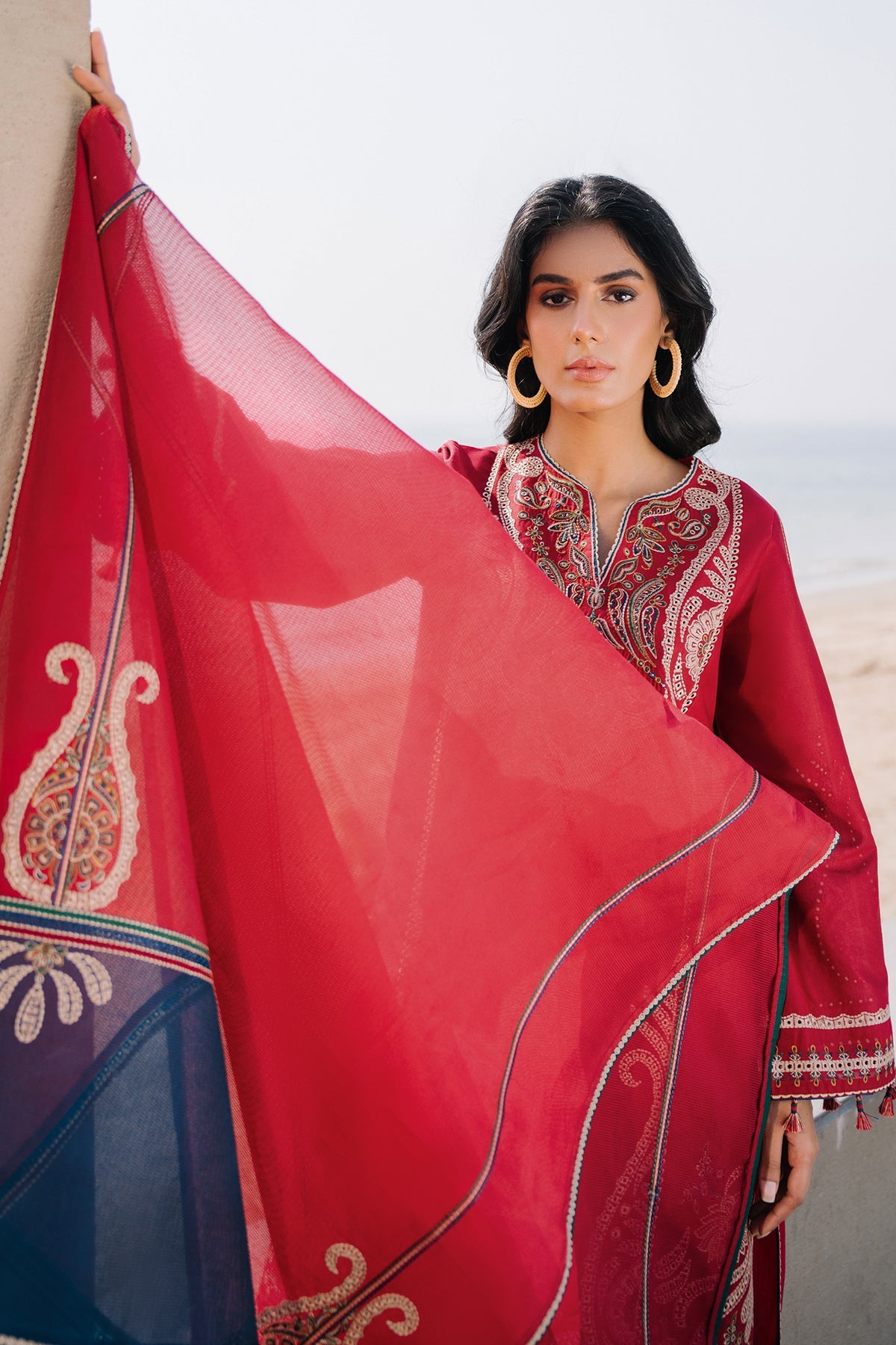 EMBROIDERED LAWN USE-9191