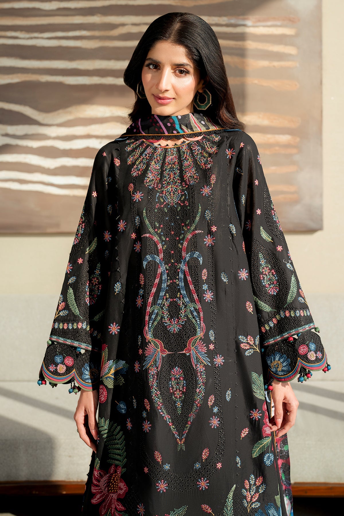 Embroidered Luxury Lawn SL25-D10