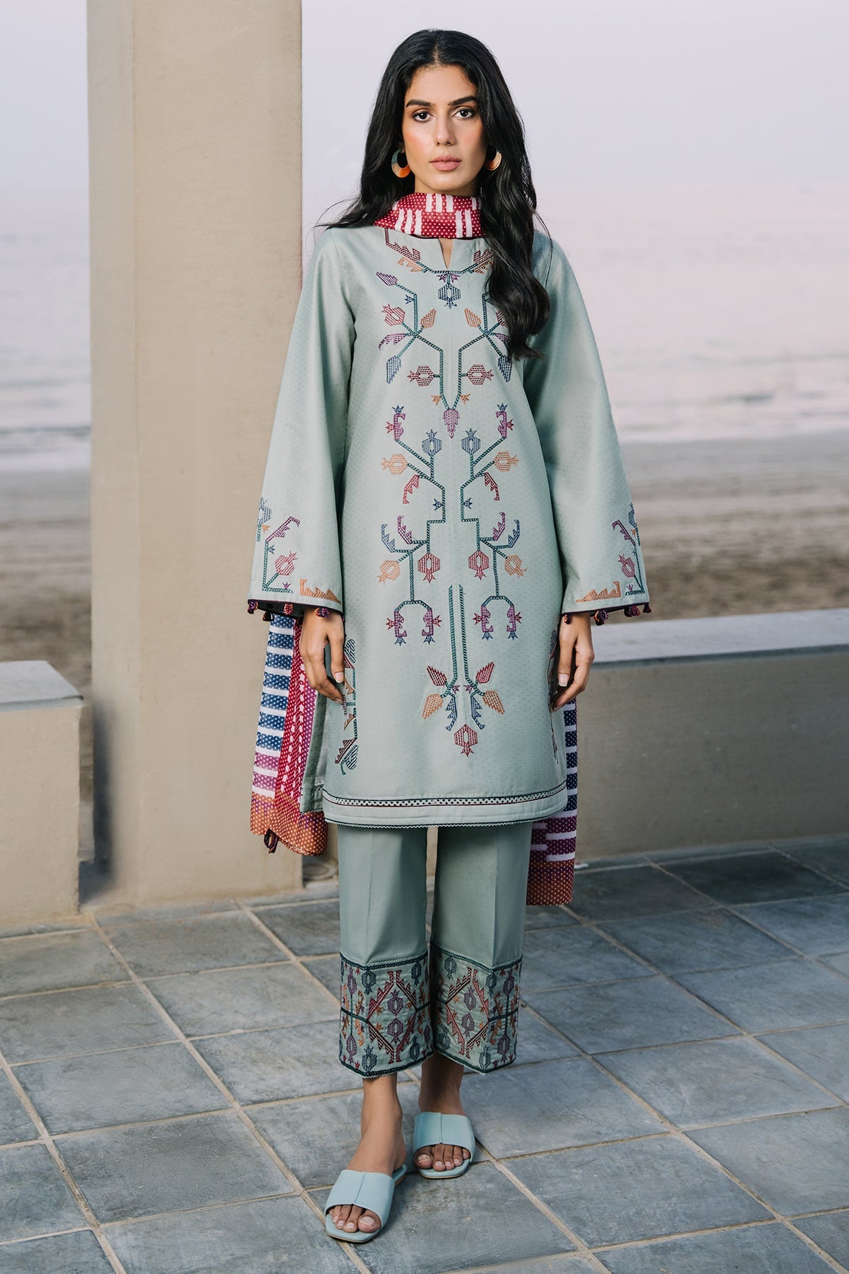 EMBROIDERED DOBBY LAWN USE-9137