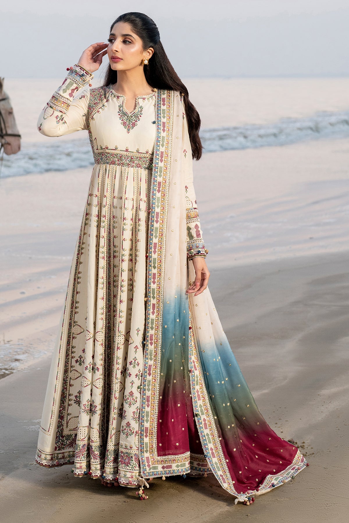 Embroidered Luxury Lawn SL25-D9