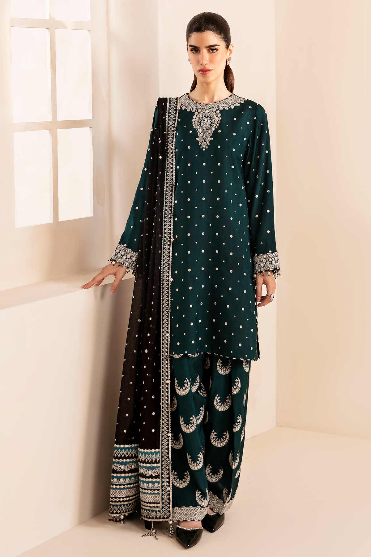 Premium Embroidered Raw Silk UR-7035